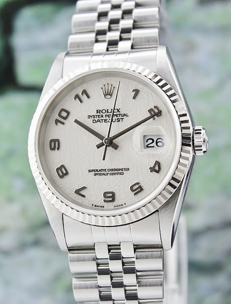 (image for) A ROLEX MID SIZE STEEL OYSTER PERPETUAL DATEJUST / 68274